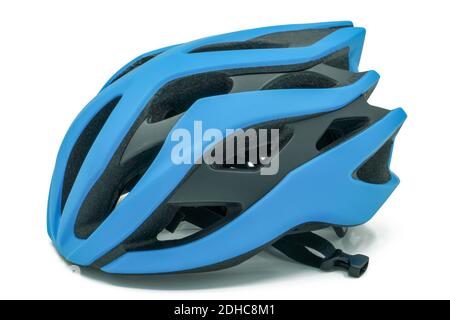 Blauer Fahrradhelm auf weißem Hintergrund Stockfoto