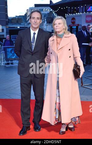 Alexandre Desplat und Dominique Lemonnier bei der Shape of Water Premiere während des BFI London International Film Festival in London, England am 10. Oktober 2017. Foto von Aurore Marechal/ABACAPRESS.COM Stockfoto