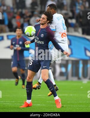 Adrien Rabiot von Paris Saint-Germain während des Fußballspiels der französischen Ligue 1 Olympique de Marseille (OM) gegen Paris Saint-Germain (PSG) am 22. Oktober 2017 im Stadion Velodrome in Marseille, Frankreich. Das Spiel endete in einem 2-2 Unentschieden. Foto von Christian Liewig/ABACAPRESS.COM Stockfoto