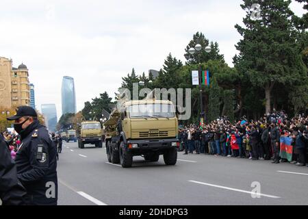 S-125 Neva, NATO-Berichtsname SA-3 Goa. Boden-Luft-Raketensystem. Siegesparade in Baku - Aserbaidschan: 10. Dezember 2020. Stockfoto