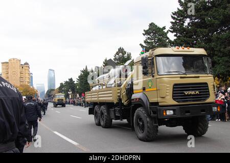 S-125 Neva, NATO-Berichtsname SA-3 Goa. Boden-Luft-Raketensystem. Siegesparade in Baku - Aserbaidschan: 10. Dezember 2020. Stockfoto