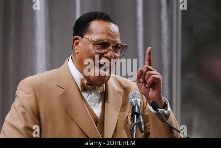 Der Islamminister Louis Farrakhan überbringt Präsident Donald Trump während einer Pressekonferenz am 16. November 2017 im Watergate Hotel in Washington DC eine Botschaft. Fotograf: Olivier Douliery/Abaca Press Stockfoto