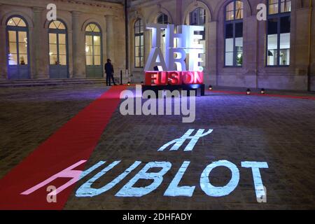 Allgemeine Atmosphäre während der Enthüllung der Hublot und Berluti Uhren im Hotel d'Evreux in Paris, Frankreich am 04. Dezember 2017. Foto von Aurore Marechal/ABACAPRESS.COM Stockfoto