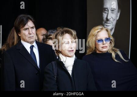 Nathalie Baye, Sylvie Vartan während der Trauerfeier für den französischen Sänger Johnny Hallyday in der Eglise de la Madeleine (La Madeleine Kirche) in Paris, am 9. Dezember 2017. Foto vonDenis Allard/Pool/ABACAPRESS.COM Stockfoto