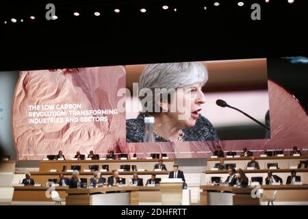 Die britische Premierministerin Theresa May nimmt am 12. Dezember 2017 am One Planet Summit im La seine Musicale auf der ile Seguin in Boulogne-Billancourt, westlich von Paris, Teil. Der französische Präsident beherbergt 50 führende Politiker der Welt zum One Planet Summit, in der Hoffnung, zwei Jahre nach dem historischen Pariser Abkommen zur Begrenzung des Klimawandels den Übergang zu einer umweltfreundlicheren Wirtschaft zu starten. Foto von Denis Allard/Pool/ABACAPRESS.COM Stockfoto