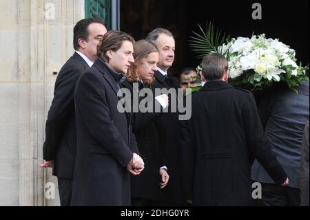 Jean Sarkozy, Pierre Sarkozy, Francois Sarkozy, Olivier Sarkozy bei der Beerdigung von Andree Sarkozy alias Dadue, Mutter des ehemaligen französischen Präsidenten Nicolas Sarkozy, in der Saint-Jean-Baptiste Kirche in Neuilly-Sur-seine, Frankreich am 18. Dezember 2017. Foto von ABACAPRESS.COM Stockfoto