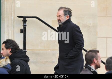 Denis Olivennes bei der Beerdigung von Andree Sarkozy aka Dadue, Mutter des ehemaligen französischen Präsidenten Nicolas Sarkozy, in der Saint-Jean-Baptiste Kirche in Neuilly-Sur-seine, Frankreich am 18. Dezember 2017. Foto von ABACAPRESS.COM Stockfoto