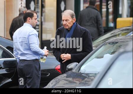 Etienne Mougeotte nimmt an der Beerdigung von Andree Sarkozy aka Dadue, Mutter des ehemaligen französischen Präsidenten Nicolas Sarkozy, in der Saint-Jean-Baptiste Kirche in Neuilly-Sur-seine, Frankreich, am 18. Dezember 2017 Teil. Foto von ABACAPRESS.COM Stockfoto