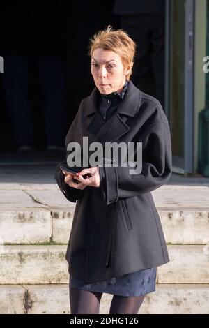 Realtives während der Beerdigung von Andree Sarkozy aka Dadue, Mutter des ehemaligen französischen Präsidenten Nicolas Sarkozy, in der Saint-Jean-Baptiste Kirche in Neuilly-Sur-seine, Frankreich am 18. Dezember 2017. Foto von ABACAPRESS.COM Stockfoto