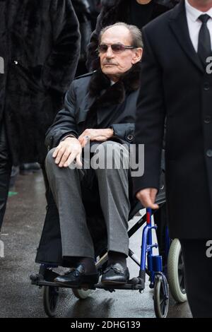 Nicolas Sarkozys Vater, Pal Sarkozy de Nagy-Bocsa, nahm am 18. Dezember 2017 an der Beerdigung von Andree Sarkozy alias Dadue, Mutter des ehemaligen französischen Präsidenten Nicolas Sarkozy, in der Kirche Saint-Jean-Baptiste in Neuilly-Sur-seine, Frankreich, Teil. Foto von ABACAPRESS.COM Stockfoto