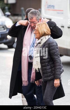 Patrick Balkany und seine Frau Isabelle Balkany nahmen am 18. Dezember 2017 an der Beerdigung von Andree Sarkozy aka Dadue, Mutter des ehemaligen französischen Präsidenten Nicolas Sarkozy, in der Saint-Jean-Baptiste Kirche in Neuilly-Sur-seine, Frankreich, Teil. Foto von ABACAPRESS.COM Stockfoto