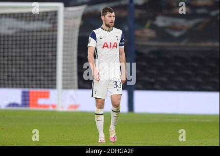 London, Großbritannien. Dezember 2020. Ben Davies von Tottenham Hotspur während des Europa League-Spiels zwischen Tottenham Hotspur und Royal Antwerp im Tottenham Hotspur Stadium in London. Kredit: Holly Allison/TPI/Alamy Live Nachrichten Stockfoto