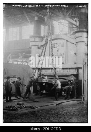 Krupp's, Essen - 10,000-Tonnen-Biegepresse Stockfoto