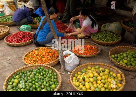 Vietnam. Hanoi. Markt im alten Viertel. Stockfoto