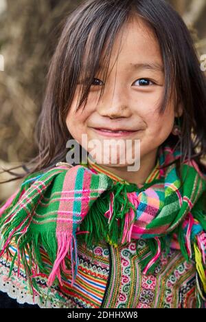 Vietnam. Nordvietnam. BAC Ha-Bereich. Ban Pho Dorf. Blume Hmong ethnische Gruppe. Stockfoto