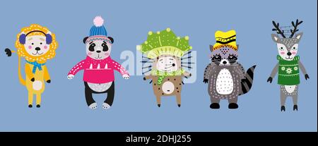 Weihnachten Tiere Set niedlichen Löwen, Panda, Igel, Waschbär, Hirsch mit Schal, Hut und Pullover.. Handgezeichnete Sammlung Zeichen Illustration Vektor Stock Vektor