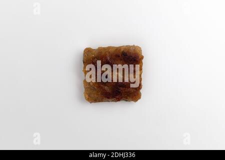 Gerichte mit Stampffleisch im Hintergrund Stockfoto