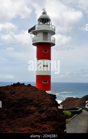 Spanien, Kanarische Inseln, Teneriffa, Leuchtturm Faro de Teno Stockfoto