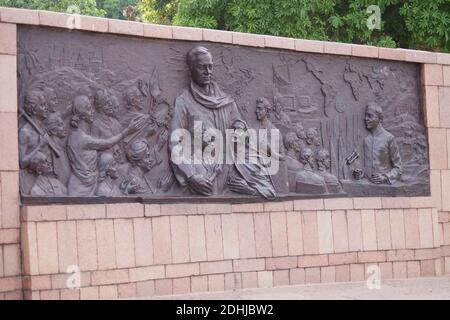 Delhi, Indien - 07-08-2017: Wandstatue von Rajiv Gandhi in Veer Bhumi. Es ist das Denkmal von Rajiv Gandhi. Stockfoto