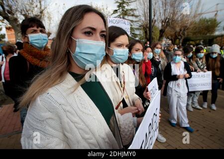 Madrid, Spanien. Dezember 2020. ; 11/12/2020.- Arbeiter des Krankenhauses 12 de Octubre in Madrid protestieren unter dem Motto "Check the Zendal Hospital". Quelle: dpa picture Alliance/Alamy Live News Stockfoto