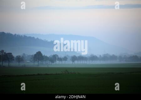 Sonnenuntergang über dem See Stockfoto