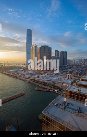 Gebäude in Hongkong Wolkenkratzer hongkong SKY Future ICC International Commerce Center Harbourside Tower Arch Sky Tower Kowloon Victoria Harbour Stockfoto