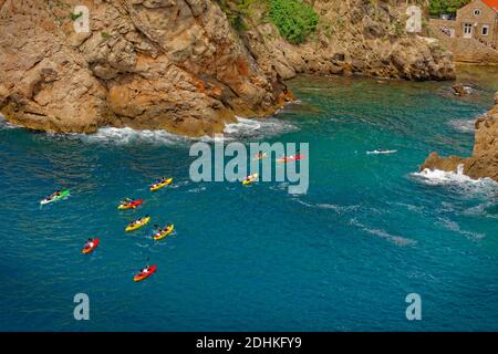 Freizeit Kayak Gruppe mieten in der Adria. Stockfoto