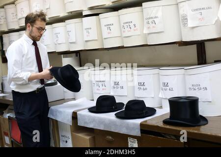 Lock & Co Hatters Old Hut Shop in der Welt Stockfoto