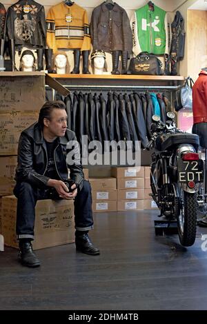 Derek Harris, Inhaber von Lewis Leathers in London, Vereinigtes Königreich Stockfoto