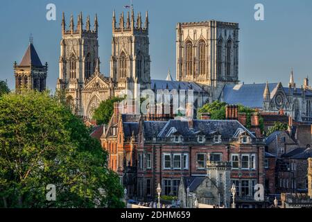 York Minster (Kathedrale und Metropolitical Kirche des Heiligen Petrus), York, Yorkshire, England, Vereinigtes Königreich Stockfoto