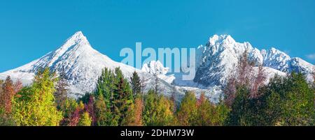 Nationalpark und Koncista Gipfel (2494m) Symbol Gipfel der Slowakei in der Hohen Tatra, Slowakei Stockfoto