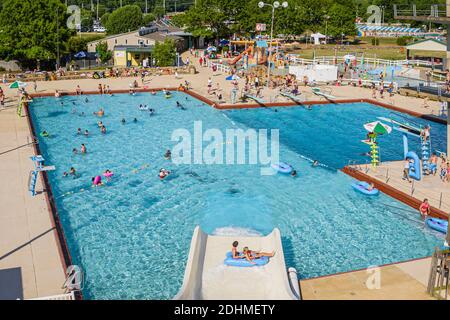 Alabama Decatur Point Mallard Park Wasserpark, Wasserrutsche Swimmingpool, Stockfoto