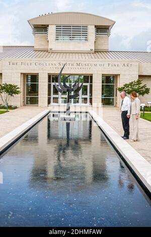 Auburn University Alabama, Jule Collins Smith Museum of Fine Arts, Vordereingang Pool außen, Stockfoto