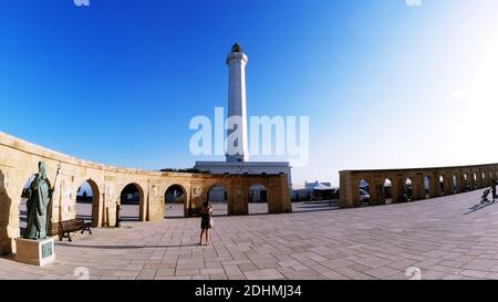 Santa Maria di Leuca, Castrignano del Capo, Lecce, Southern Salento, Apulien, Italien: Der Platz der Basilika Sanctuary of Santa Maria di Leuca Stockfoto