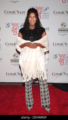 File photo : Sängerin Natalie Cole kommt bei der Benefizgala "The Angel Ball" 2005 an, die am Montag, 14. November 2005 im Marriott Marquis in New York City, USA, stattfand. Natalie Cole, zu deren Hits das Duett Unforgettable mit ihrem Vater Nat King Cole gehörte, ist im Alter von 65 Jahren gestorben. Der Grammy-Gewinner starb am Donnerstagabend in einem Krankenhaus in Los Angeles. Foto von Nicolas Khayat/ABACAPRESS.COM Stockfoto