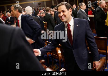 Der republikanische Präsidentschaftskandidat, Sen. Marco Rubio, R-Florida, kommt zur Rede zur Lage der Union zu einer gemeinsamen Kongresssitzung auf dem Capitol Hill in Washington, DC, USA, Dienstag, 12. Januar 2016. Foto von Evan Vucci/Pool/ABACAPRESS.COM Stockfoto