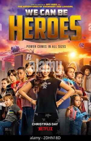 VERÖFFENTLICHUNG: 25. Dezember 2020 TITEL: We Can Be Heroes STUDIO: Netflix REGIE: Robert Rodriguez PLOT: Wenn außerirdische Invasoren die Superhelden der Erde entführen, müssen sich ihre Kinder zusammentun und lernen, zusammenzuarbeiten, wenn sie ihre Eltern und die Welt retten wollen. HAUPTROLLE: Yaya Gosselin als Missy Moreno (Mitte). (Bild: © Netflix/Entertainment Pictures) Stockfoto