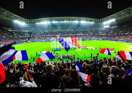 Handout - Gesamtansicht der Allianz Riviera (innen), Architekt Wilmotte & Associes SA in Nizza, Frankreich am 8. Oktober 2015. Foto von Frederic Aguilhon/Reportagephotos.fr/ABACAPRESS.COM Stockfoto