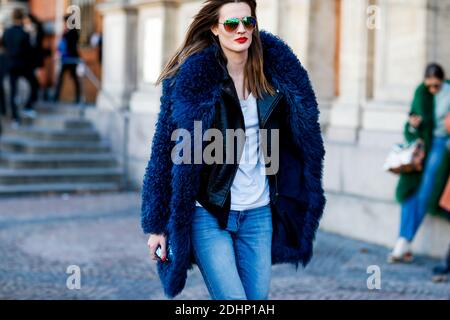 Street Style, Modell Julier Bugge nach von Malene Birger Herbst-Winter 2016-2017 Show im Glyptoteket, in Kopenhagen, Dänemark, am 4. Februar 2016 statt. Foto von Marie-Paola Bertrand-Hillion/ABACAPRESS.COM Stockfoto