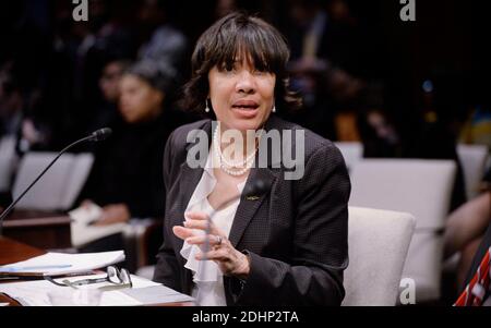 Die Bürgermeisterin von Flint, Karen Weaver, bezeugt am Mittwoch, den 10. Februar 2016, auf dem Capitol Hill während einer Anhörung zur Wasserkrise von Flint in Washington, DC, USA. Foto von Olivier Douliery/ABACAPRESS.COM Stockfoto