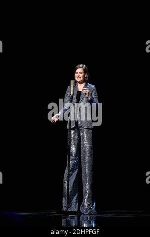 Christine und die Queens alias Heloise Letissier, gekleidet von AMI, während der 41. Jährlichen Cesar Film Awards Zeremonie im Theater du Chatelet in Paris, Frankreich am 26. Februar 2016. Foto von Gouhier-Guibbaud-Wyters/ABACAPRESS.COM Stockfoto