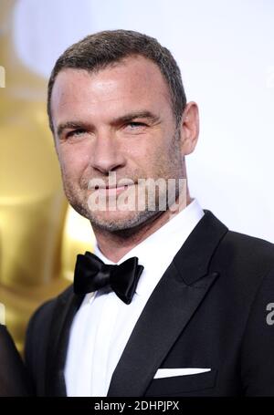 Liev Schreiber posiert im Presseraum während der 88. Annual Academy Awards im Loews Hollywood Hotel in Los Angeles, CA, USA am 28. Februar 2016. Foto von Lionel Hahn/ABACAPRESS.COM Stockfoto