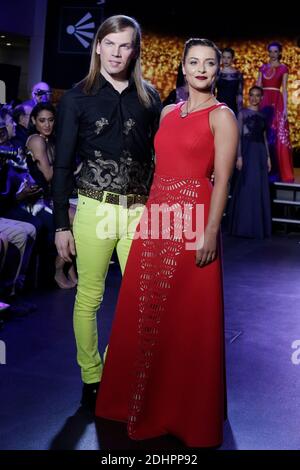 Christophe Guillarme und Priscilla Betti gehen während der Christophe Guillarme Show im Rahmen der Paris Herbst/Winter 2016/2017 Fashion Week am 2. März 2016 in Paris, Frankreich, auf die Piste. Foto von Jerome Domine/ABACAPRESS.COM Stockfoto