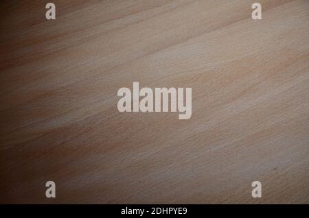 Schatten auf dem Hintergrund aus Holz, Oberfläche aus Teakholz Hintergrund für Design und Dekoration, natürliche Buche Textur, Buche Tisch, Naturholz Stockfoto