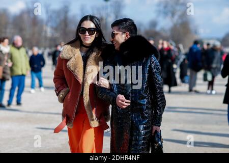 Street Style, Tina Leung und Bryan Boy Ankunft in Elie Saab Herbst-Winter 2016-2017 Show im Tuileries Garden, in Paris, Frankreich, am 5. März 2016 statt. Foto von Marie-Paola Bertrand-Hillion/ABACAPRESS.COM Stockfoto