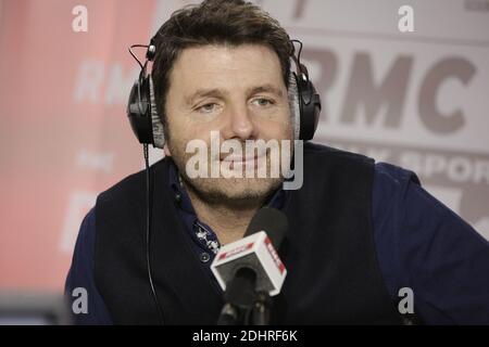 Exklusiv. Philippe Lellouche wird von Brigitte Lahaie im RMC Radio in Paris, Frankreich, 10. März 2016 interviewt. Foto von Jerome Domine/ABACAPRESS.COM Stockfoto