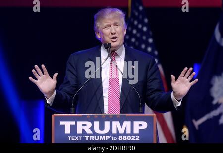Der republikanische Präsidentschaftskandidat Donald Trump spricht während einer Wahlkampfveranstaltung im TD Convention Center am 15. Februar 2016 in Greenville, South Carolina. Foto von Olivier Douliery/ABACAPRESS.COM Stockfoto