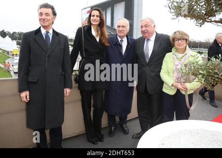 IRENE SALVADOR ET EDOUARD DE ROTHSCHILD, DOMINIQUE DE BELLAIGUE (PRESIDENT DU CHEVAL FRANCAIS), GERARD LARCHER ET SA FEMME CHRISTINE WEISS - 95EME PRIX D'AMERIQUE OPODO A L'HIPPODROME DE VINCENNES FOTO VON NASSER BERZANE/ABACAPRESS.COM Stockfoto