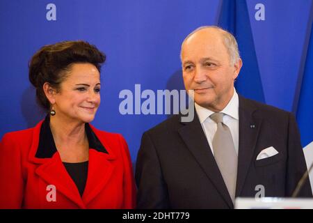 MARIE CLAIRE FABIUS, LAURENT FABIUS, ANCIEN MINISTRE DES AFFAIRES ETRANGERES - PASSATION DE POUVOIR AU QUAI D'ORSAY, MINISTERE DES AFFAIRES ETRANGERES FOTO VON NASSER BERZANE/ABACAPRESS.COM Stockfoto