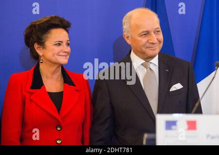 MARIE CLAIRE FABIUS, LAURENT FABIUS, ANCIEN MINISTRE DES AFFAIRES ETRANGERES - PASSATION DE POUVOIR AU QUAI D'ORSAY, MINISTERE DES AFFAIRES ETRANGERES FOTO VON NASSER BERZANE/ABACAPRESS.COM Stockfoto